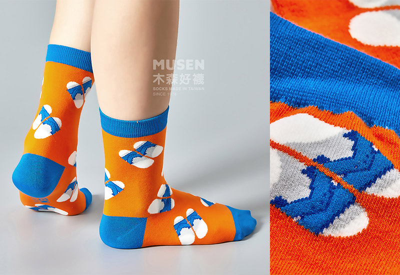 台灣印象針織襪-藍白拖 藍白拖鞋 襪子 blue and white slippers pattern socks
